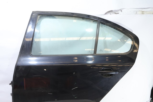 1Z5833055 Puerta trasera izquierda  comprar en Pontevedra