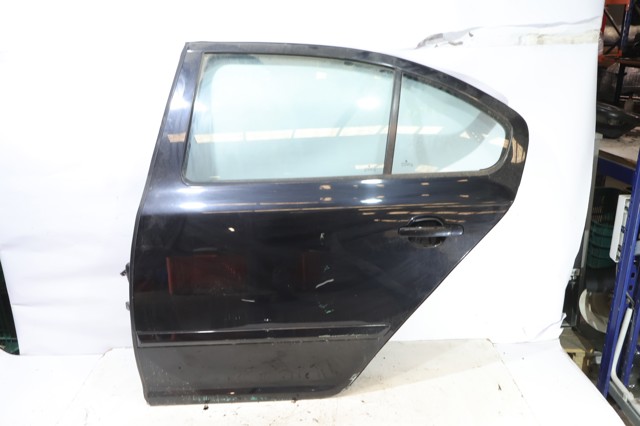 1Z5833055 Puerta trasera izquierda  disponible Burgos