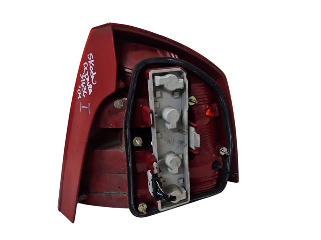 VAG 1Z5945095A Piloto trasero izquierdo  en stock Valencia