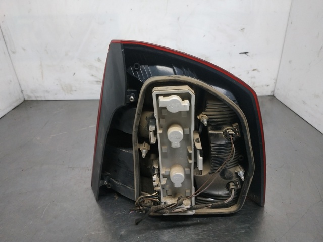 1Z5945095B VAG Piloto trasero izquierdo  en stock Gandía