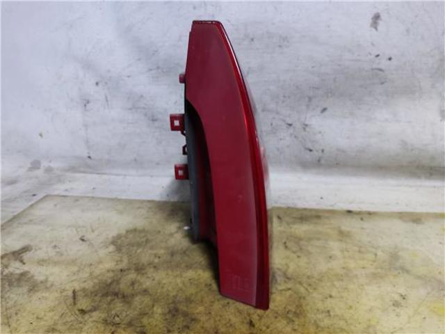 1Z5945096A Piloto trasero derecho  en stock Sabadell