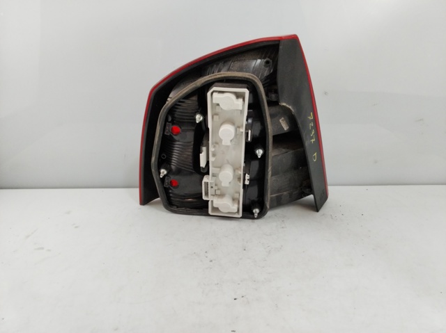 1Z5945096B Piloto trasero derecho  disponible Burgos