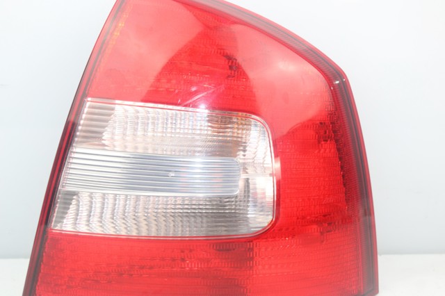 1Z5945096B VAG Piloto trasero derecho comprar Bilbao