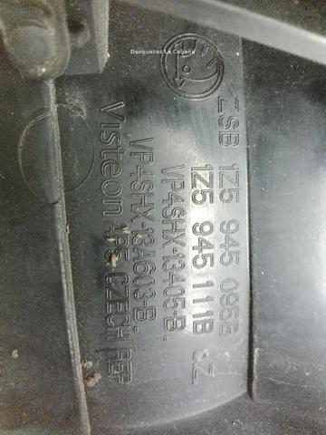 1Z5945111B Piloto trasero izquierdo comprar Almería