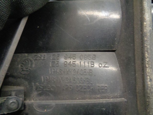 1Z5945111B Piloto trasero izquierdo comprar Girona