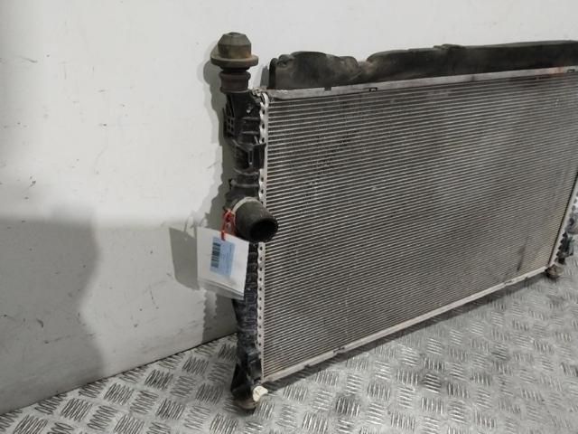 2002228 Radiador de refrigeración del motor  disponible Utrera