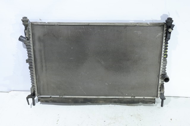 FORD 2002228 Radiador de refrigeración del motor  comprar en Albacete