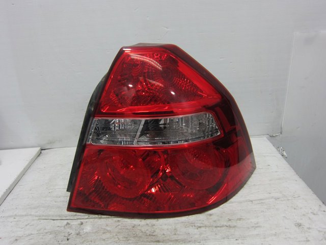 GM 200611R Piloto trasero derecho  en stock Terrassa