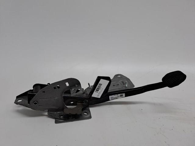 Caja del filtro de combustible Ford Kuga II (2012-2019)