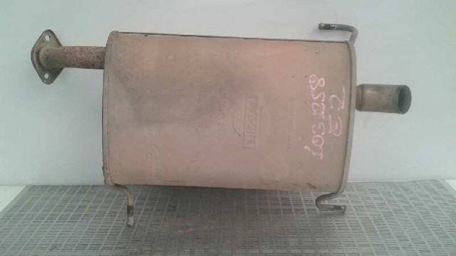 Silencioso trasero 201003J400 NISSAN