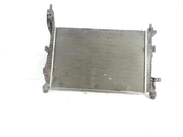 2014533 FORD Condensador aire acondicionado  en stock Gandía