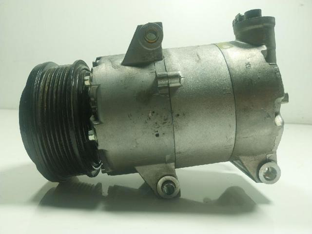 2015362 Compresor de aire acondicionado  disponible Málaga