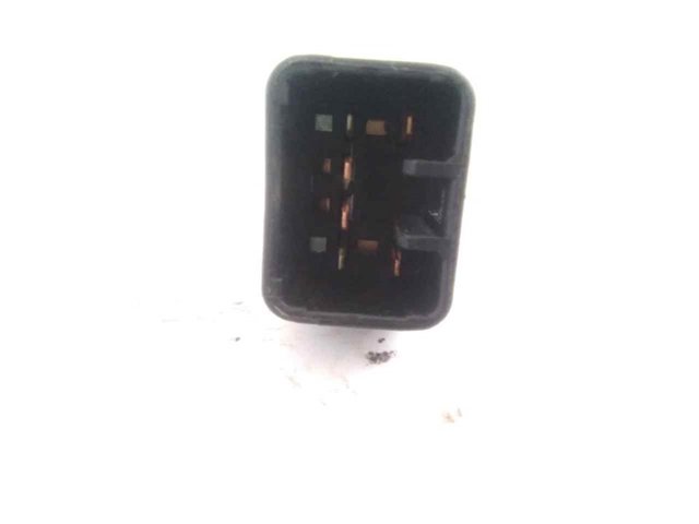 HYUNDAI 202002962 Botón de encendido de calefacción del asiento  en stock Salamanca