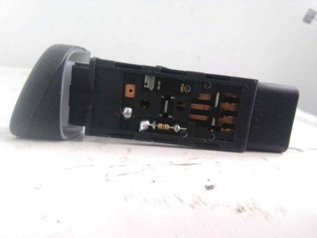 HYUNDAI 202002962 Botón de encendido de calefacción del asiento  en stock Valencia