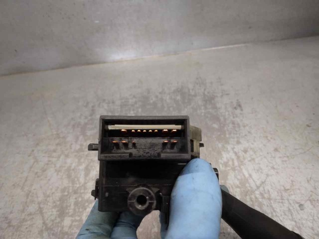 202004729 HYUNDAI Interruptor de luces en el tablero comprar Bilbao