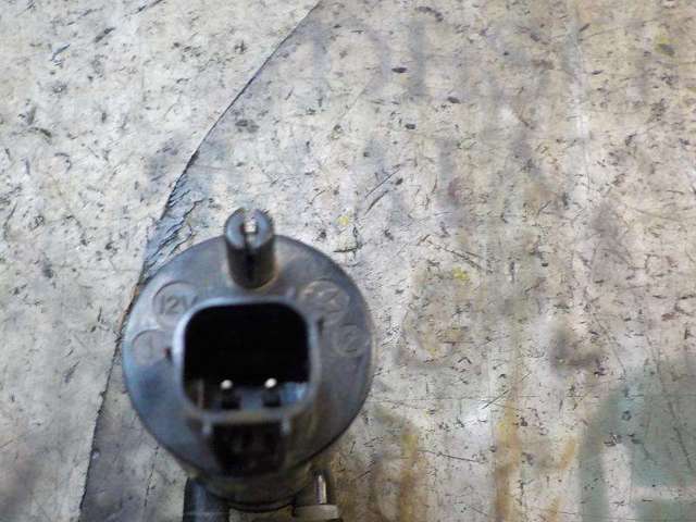 2022321 FORD Motor de la bomba del lavaparabrisas delantero  disponible Vigo