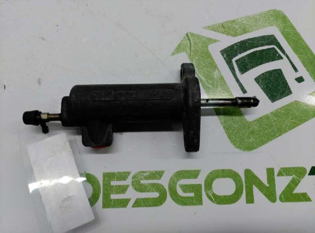 2022900011 Bombin de embrague comprar Girona