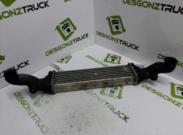 MERCEDES 2025001100 Intercooler  disponible Valladolid