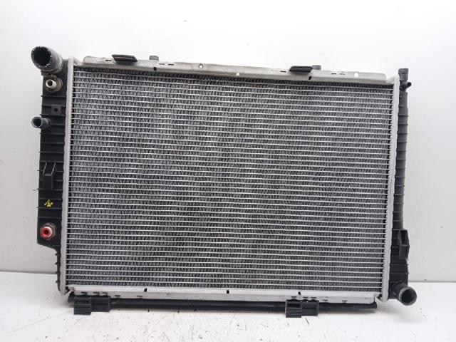 MERCEDES 2025002203 Radiador  en stock Terrassa