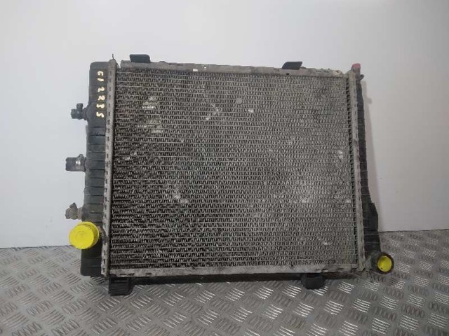Radiador del motor 2025005203 MERCEDES