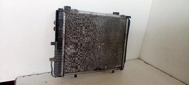 Radiador del motor 2025005203 MERCEDES