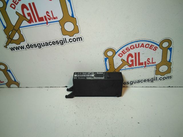 2025420232 MERCEDES Módulo de iluminación  disponible Vigo