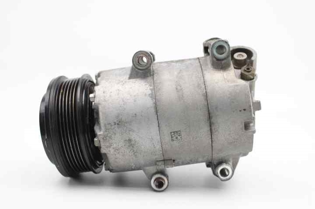 2025775 FORD Compresor de aire acondicionado  en stock Gandía