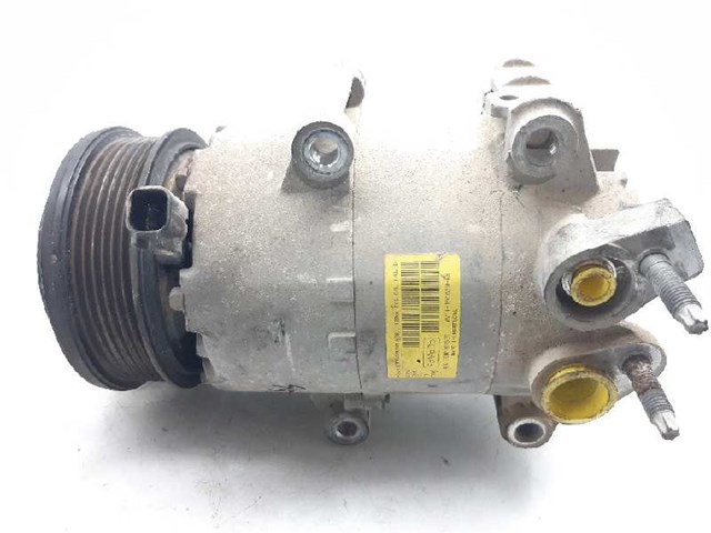 2025777 FORD Compresor de aire acondicionado  disponible Vigo