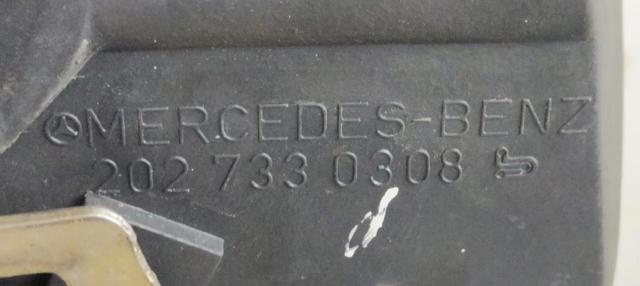 2027300535 MERCEDES Cerradura de puerta trasera izquierda  disponible Vigo