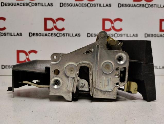 2027300535 MERCEDES Cerradura de puerta trasera izquierda  en stock Gandía