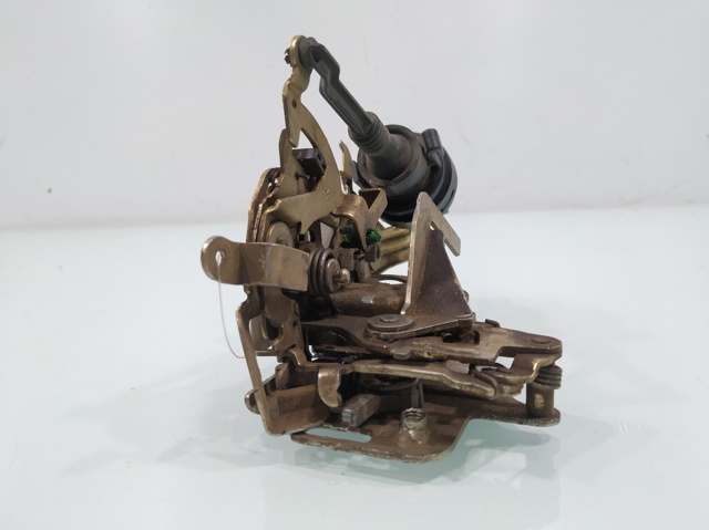 MERCEDES 2027300635 Cerradura de la puerta trasera derecha  en stock Salamanca