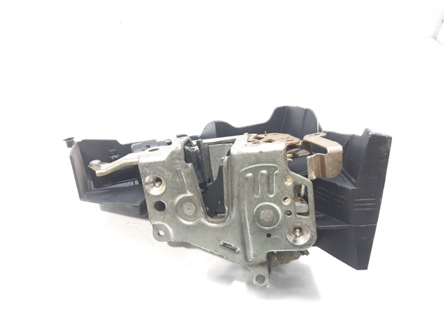2027300635 MERCEDES Cerradura de la puerta trasera derecha  comprar en Oviedo