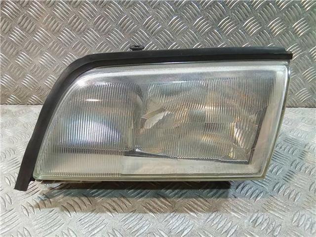 Luz frontal Mercedes C  (S202)