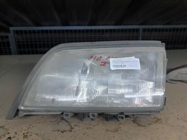 Luz frontal Mercedes C  (S202)