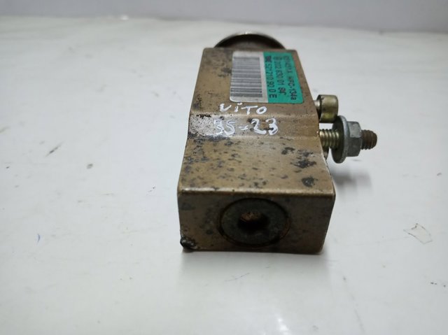 2028300184 Mercedes