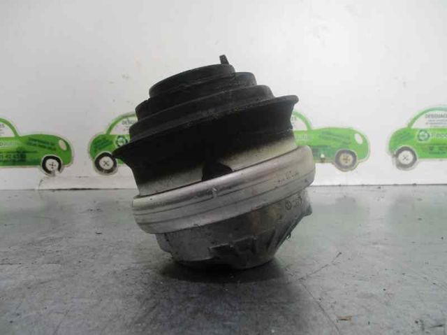 Soporte de motor derecho 2032401117 Mercedes