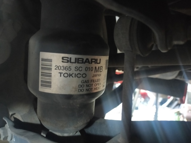 Amortiguador trasero 20365SC010 Subaru