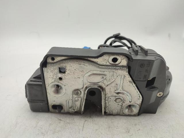 2037300235 Cerradura de la puerta trasera derecha  en stock Granada