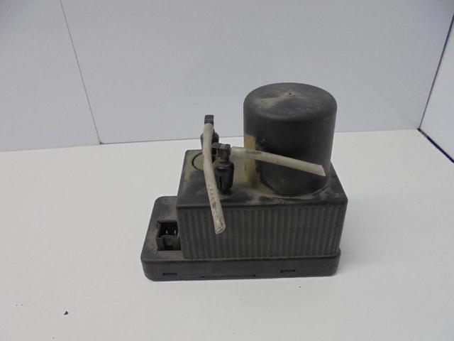 MERCEDES 2038000048 Bomba del sistema de soporte dinámico de asiento  en stock Valencia