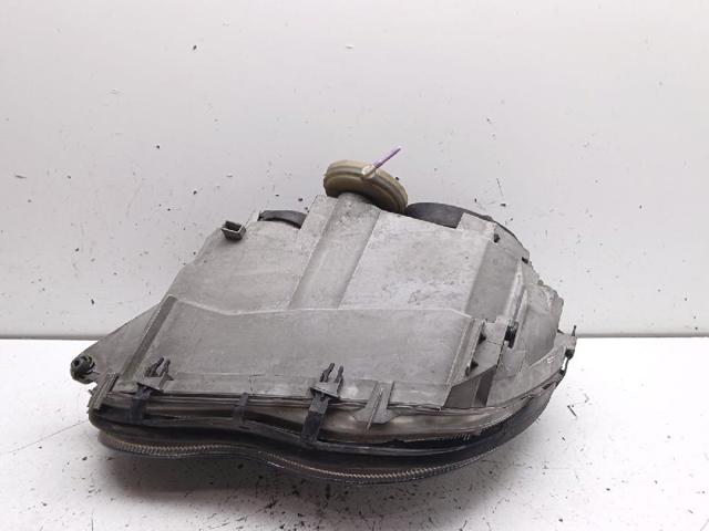 MERCEDES 2038200261 Faro derecho  en stock Valencia