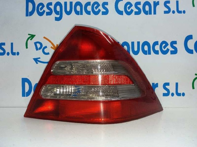 2038200264 MERCEDES Piloto trasero derecho  comprar en Lleida