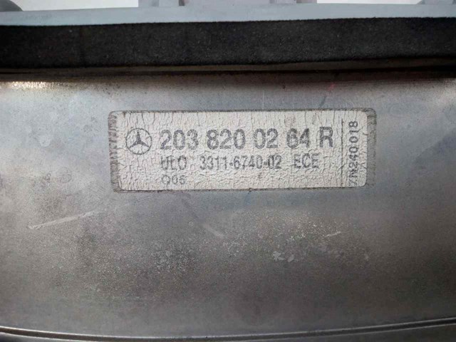 2038200264R Piloto trasero derecho  disponible Utrera