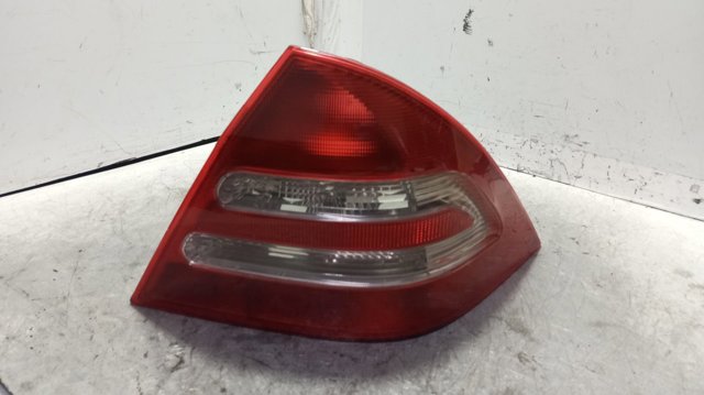 2038200264R Piloto trasero derecho comprar Almería
