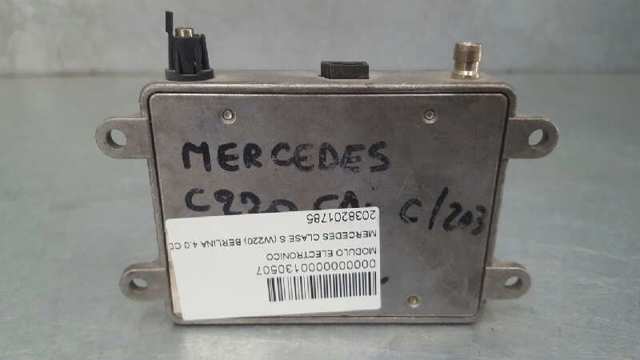2038201785 MERCEDES Amplificador de señal de antena  en stock Huelva