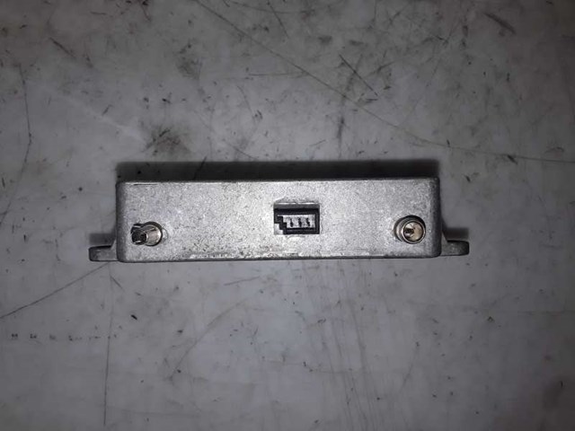 2038201785 MERCEDES Amplificador de señal de antena comprar Madrid