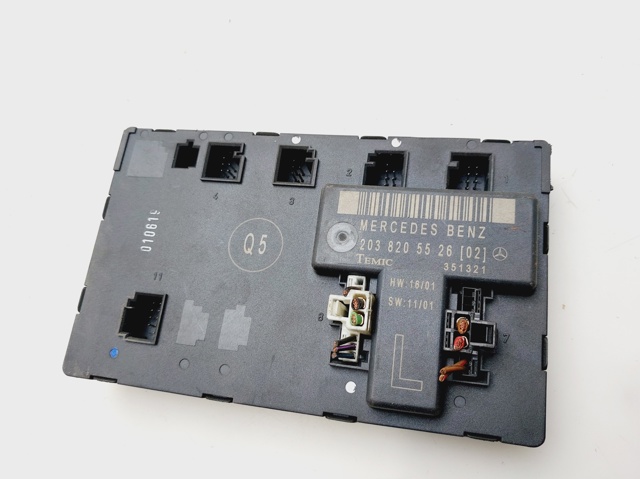 2038205526 MERCEDES Unidad de confort de la puerta delantera  en stock Gandía