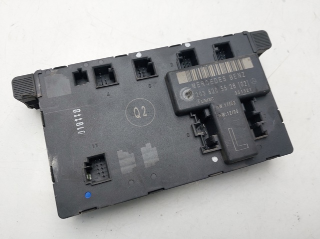 2038205526 MERCEDES Unidad de confort de la puerta delantera  en stock Gandía
