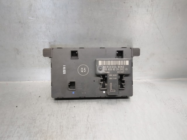 2038206326 MERCEDES Unidad de confort de la puerta delantera  en stock Gandía