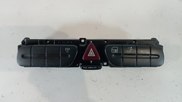 2038215679 Mercedes
