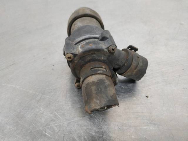 MERCEDES 2038350064 Bomba de agua eléctrica auxiliar  disponible Valladolid